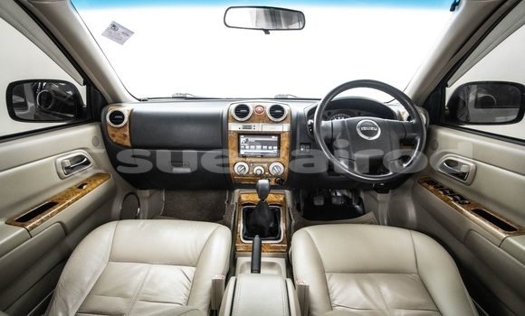 Buy Used Isuzu MU-7 Other Car in Bangkok in Bangkok Buy Used Isuzu MU-7 Other Car in Bangkok in Bangkok