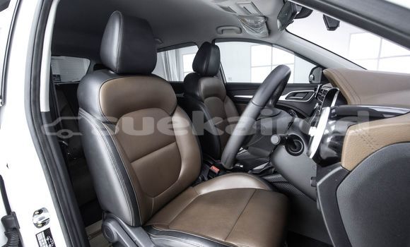 Buy Used MG ZS White Car in Bangkok in Bangkok Buy Used MG ZS White Car in Bangkok in Bangkok