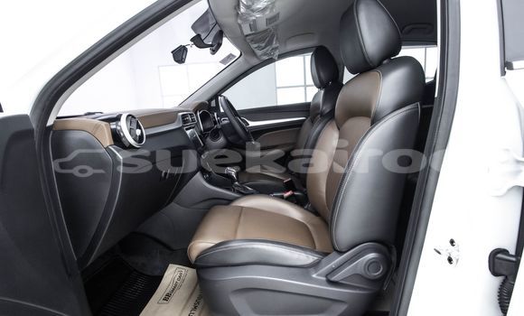 Buy Used MG ZS White Car in Bangkok in Bangkok Buy Used MG ZS White Car in Bangkok in Bangkok