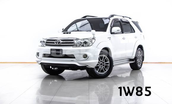 ซื้อ รถมือสอง Toyota Fortuner ขาว รถยนต์ ใน %{เมือง} ใน กรุงเทพมหานคร ซื้อ รถมือสอง Toyota Fortuner ขาว รถยนต์ ใน %{เมือง} ใน กรุงเทพมหานคร