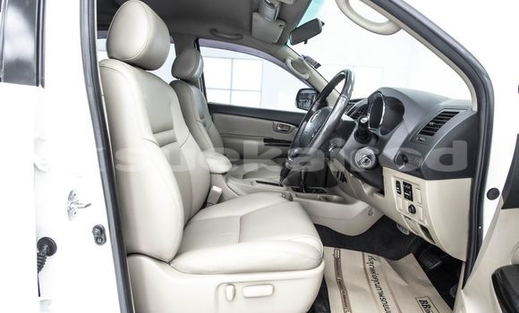 ซื้อ รถมือสอง Toyota Fortuner ขาว รถยนต์ ใน %{เมือง} ใน กรุงเทพมหานคร ซื้อ รถมือสอง Toyota Fortuner ขาว รถยนต์ ใน %{เมือง} ใน กรุงเทพมหานคร