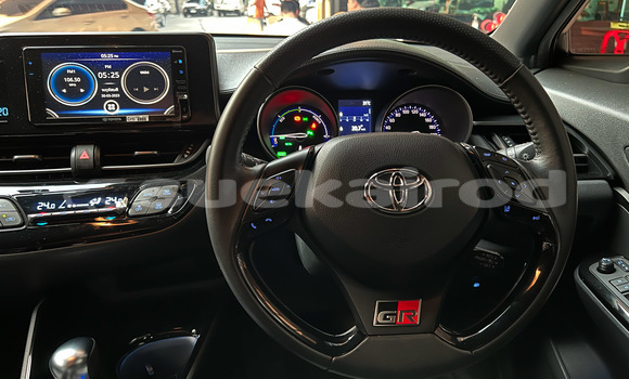 Buy Used Toyota C-HR White Car in Bangkok in Bangkok Buy Used Toyota C-HR White Car in Bangkok in Bangkok