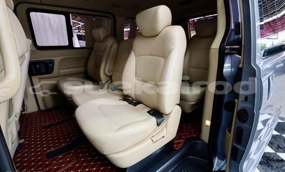 Buy Used Hyundai H1 Other Car in Bangkok in Bangkok Buy Used Hyundai H1 Other Car in Bangkok in Bangkok