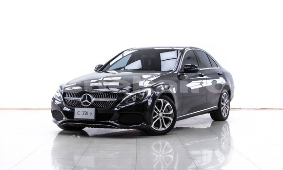 ซื้อ รถมือสอง Mercedes‒Benz C–Class สีดำ รถยนต์ ใน %{เมือง} ใน กรุงเทพมหานคร