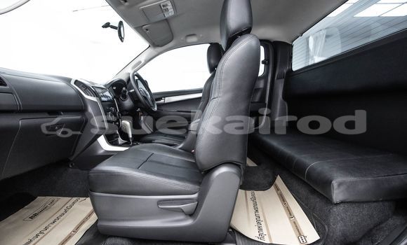 Buy Used Isuzu D-Max Brown Car in Bangkok in Bangkok Buy Used Isuzu D-Max Brown Car in Bangkok in Bangkok