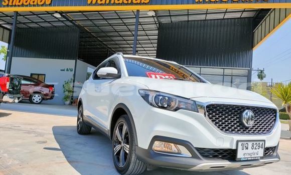 ซื้อ รถมือสอง MG ZS ขาว รถยนต์ ใน %{เมือง} ใน สุราษฎร์ธานี ซื้อ รถมือสอง MG ZS ขาว รถยนต์ ใน %{เมือง} ใน สุราษฎร์ธานี
