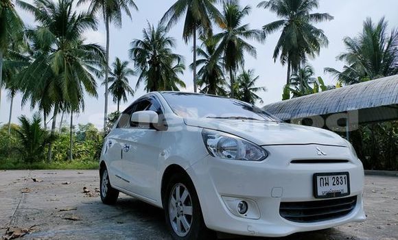 ซื้อ รถมือสอง Mitsubishi Mirage ขาว รถยนต์ ใน %{เมือง} ใน สุราษฎร์ธานี ซื้อ รถมือสอง Mitsubishi Mirage ขาว รถยนต์ ใน %{เมือง} ใน สุราษฎร์ธานี
