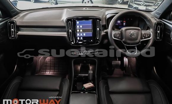 Buy Used Volvo XC40 White Car in Bangkok in Bangkok Buy Used Volvo XC40 White Car in Bangkok in Bangkok