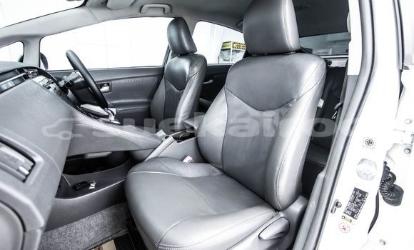 Buy Used Toyota Prius White Car in Bangkok in Bangkok Buy Used Toyota Prius White Car in Bangkok in Bangkok