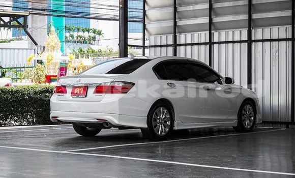 Buy Used Honda Accord White Car in Bangkok in Bangkok Buy Used Honda Accord White Car in Bangkok in Bangkok