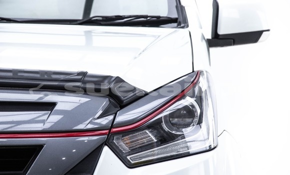 Buy Used Isuzu D-Max White Car in Bangkok in Bangkok Buy Used Isuzu D-Max White Car in Bangkok in Bangkok