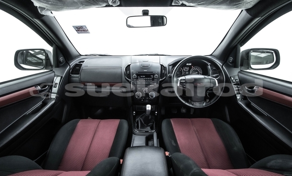 Buy Used Isuzu D-Max White Car in Bangkok in Bangkok Buy Used Isuzu D-Max White Car in Bangkok in Bangkok