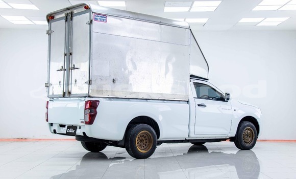 ซื้อ รถมือสอง Isuzu D-Max ขาว รถยนต์ ใน %{เมือง} ใน กรุงเทพมหานคร ซื้อ รถมือสอง Isuzu D-Max ขาว รถยนต์ ใน %{เมือง} ใน กรุงเทพมหานคร
