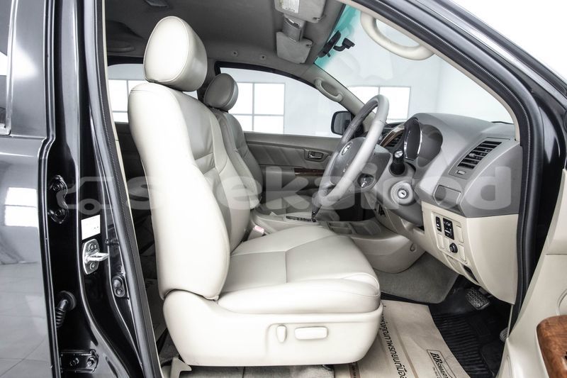 Big with watermark toyota fortuner bangkok bangkok 59106