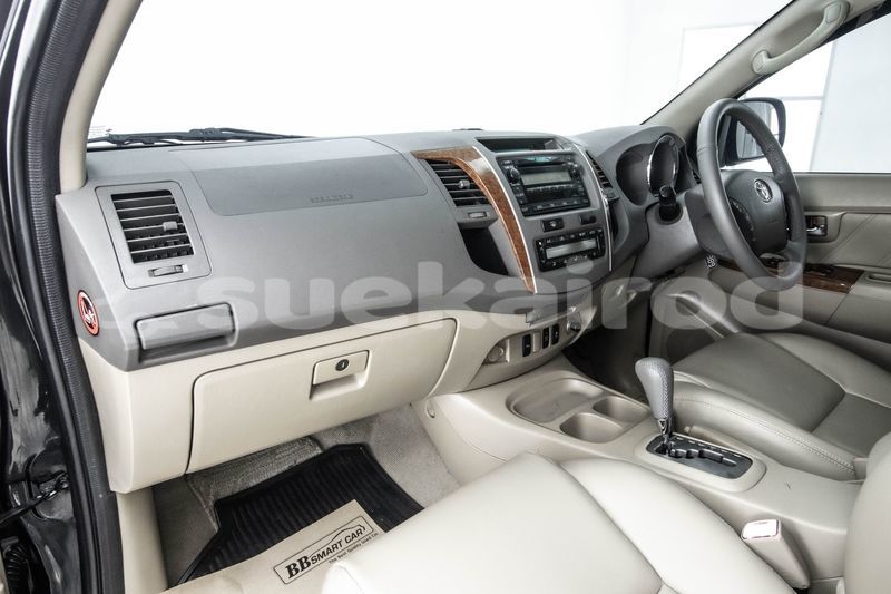 Big with watermark toyota fortuner bangkok bangkok 59106