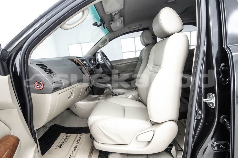 Big with watermark toyota fortuner bangkok bangkok 59106