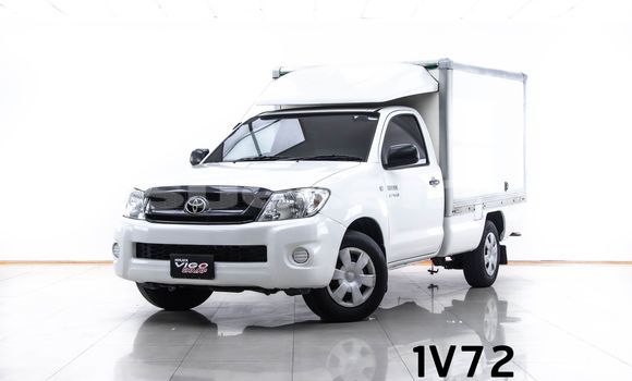 Buy Used Toyota Hiluxe VIGO White Car in Bangkok in Bangkok Buy Used Toyota Hiluxe VIGO White Car in Bangkok in Bangkok