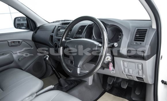 Buy Used Toyota Hiluxe VIGO White Car in Bangkok in Bangkok Buy Used Toyota Hiluxe VIGO White Car in Bangkok in Bangkok