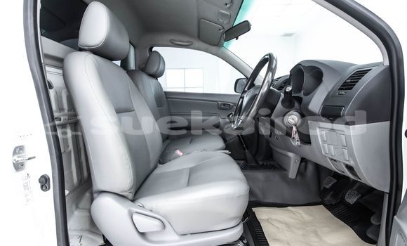 Buy Used Toyota Hiluxe VIGO White Car in Bangkok in Bangkok Buy Used Toyota Hiluxe VIGO White Car in Bangkok in Bangkok