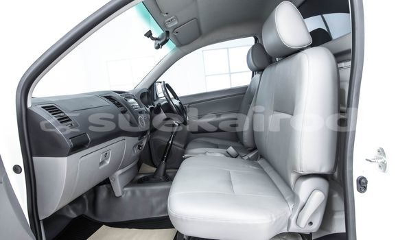 Buy Used Toyota Hiluxe VIGO White Car in Bangkok in Bangkok Buy Used Toyota Hiluxe VIGO White Car in Bangkok in Bangkok