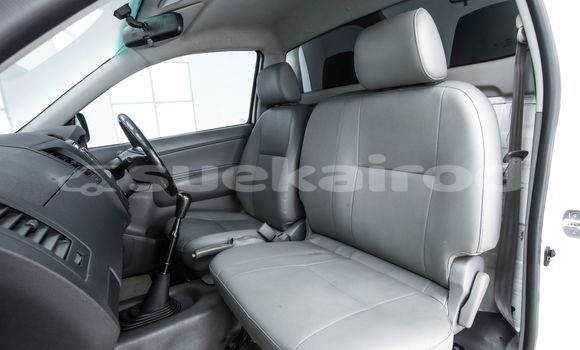 Buy Used Toyota Hiluxe VIGO White Car in Bangkok in Bangkok Buy Used Toyota Hiluxe VIGO White Car in Bangkok in Bangkok