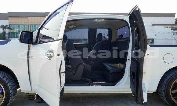 ซื้อ รถมือสอง Chevrolet Corolado ขาว รถยนต์ ใน %{เมือง} ใน กรุงเทพมหานคร ซื้อ รถมือสอง Chevrolet Corolado ขาว รถยนต์ ใน %{เมือง} ใน กรุงเทพมหานคร