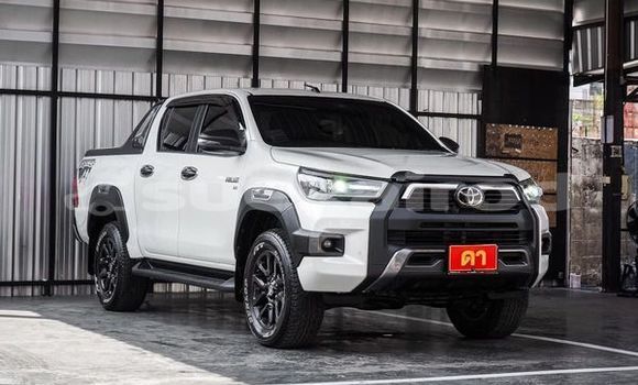 Buy Used Toyota Hiluxe Revo White Car in Bangkok in Bangkok Buy Used Toyota Hiluxe Revo White Car in Bangkok in Bangkok