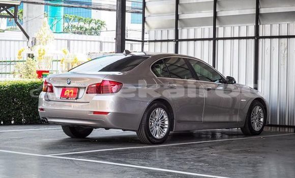 ซื้อ รถมือสอง BMW 5–Series เงิน รถยนต์ ใน %{เมือง} ใน กรุงเทพมหานคร ซื้อ รถมือสอง BMW 5–Series เงิน รถยนต์ ใน %{เมือง} ใน กรุงเทพมหานคร