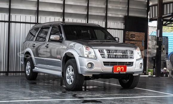 ซื้อ รถมือสอง Isuzu MU-7 เงิน รถยนต์ ใน %{เมือง} ใน กรุงเทพมหานคร ซื้อ รถมือสอง Isuzu MU-7 เงิน รถยนต์ ใน %{เมือง} ใน กรุงเทพมหานคร