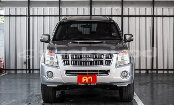 ซื้อ รถมือสอง Isuzu MU-7 เงิน รถยนต์ ใน %{เมือง} ใน กรุงเทพมหานคร ซื้อ รถมือสอง Isuzu MU-7 เงิน รถยนต์ ใน %{เมือง} ใน กรุงเทพมหานคร
