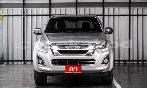 ซื้อ รถมือสอง Isuzu D-Max เงิน รถยนต์ ใน %{เมือง} ใน กรุงเทพมหานคร ซื้อ รถมือสอง Isuzu D-Max เงิน รถยนต์ ใน %{เมือง} ใน กรุงเทพมหานคร