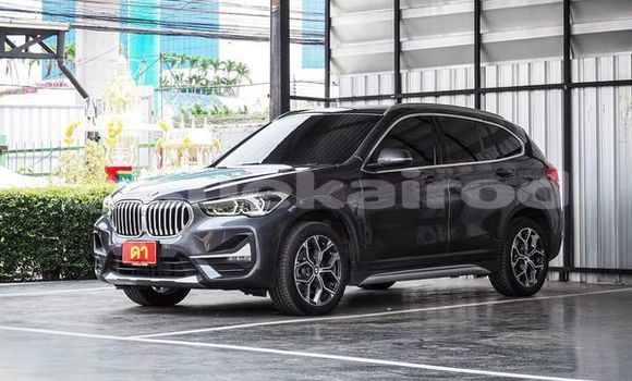 ซื้อ รถมือสอง BMW X1 สีดำ รถยนต์ ใน %{เมือง} ใน กรุงเทพมหานคร
