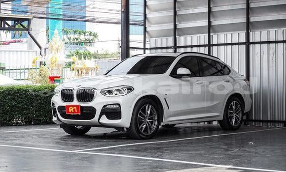 Buy Used BMW X4 White Car in Bangkok in Bangkok