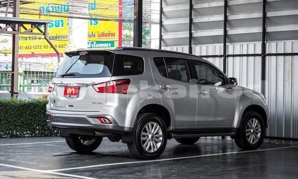 ซื้อ รถมือสอง Isuzu MU-X เงิน รถยนต์ ใน %{เมือง} ใน กรุงเทพมหานคร ซื้อ รถมือสอง Isuzu MU-X เงิน รถยนต์ ใน %{เมือง} ใน กรุงเทพมหานคร