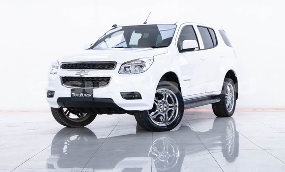 ซื้อ รถมือสอง Chevrolet TrailBlazer ขาว รถยนต์ ใน %{เมือง} ใน กรุงเทพมหานคร