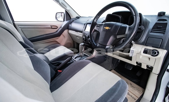 ซื้อ รถมือสอง Chevrolet TrailBlazer ขาว รถยนต์ ใน %{เมือง} ใน กรุงเทพมหานคร ซื้อ รถมือสอง Chevrolet TrailBlazer ขาว รถยนต์ ใน %{เมือง} ใน กรุงเทพมหานคร