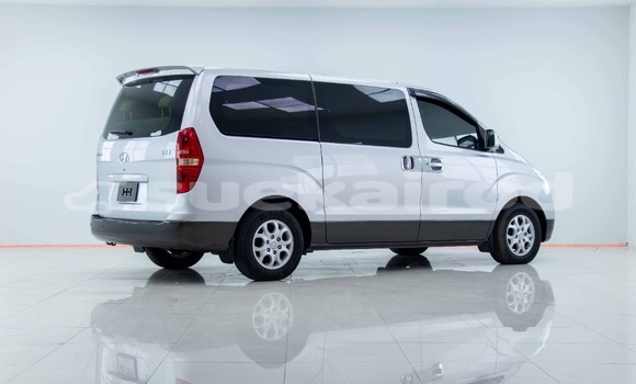 Buy Used Hyundai H1 Other Car in Bangkok in Bangkok Buy Used Hyundai H1 Other Car in Bangkok in Bangkok