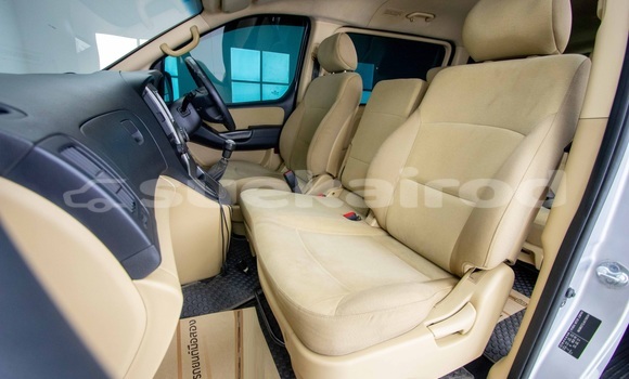 Buy Used Hyundai H1 Other Car in Bangkok in Bangkok Buy Used Hyundai H1 Other Car in Bangkok in Bangkok