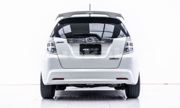 Buy Used Honda Jazz White Car in Bangkok in Bangkok Buy Used Honda Jazz White Car in Bangkok in Bangkok