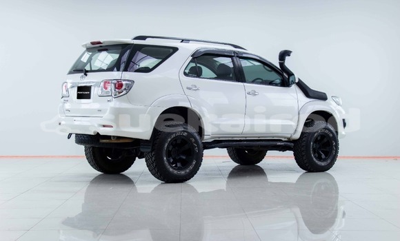 Buy Used Toyota Fortuner White Car in Bangkok in Bangkok Buy Used Toyota Fortuner White Car in Bangkok in Bangkok