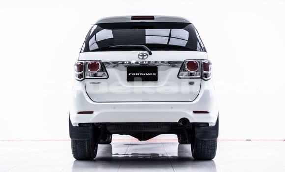 ซื้อ รถมือสอง Toyota Fortuner ขาว รถยนต์ ใน %{เมือง} ใน กรุงเทพมหานคร ซื้อ รถมือสอง Toyota Fortuner ขาว รถยนต์ ใน %{เมือง} ใน กรุงเทพมหานคร