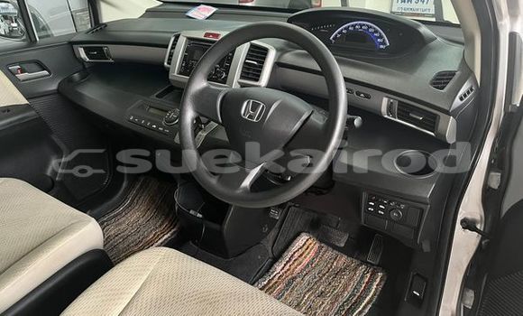 ซื้อ รถมือสอง Honda Freed เงิน รถยนต์ ใน %{เมือง} ใน พระนครศรีอยุธยา ซื้อ รถมือสอง Honda Freed เงิน รถยนต์ ใน %{เมือง} ใน พระนครศรีอยุธยา