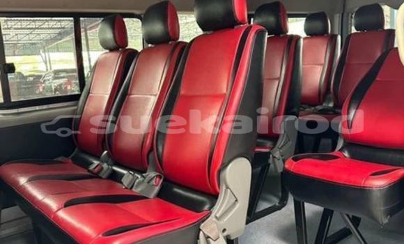 ซื้อ รถมือสอง Toyota Commuter เงิน รถยนต์ ใน %{เมือง} ใน พระนครศรีอยุธยา ซื้อ รถมือสอง Toyota Commuter เงิน รถยนต์ ใน %{เมือง} ใน พระนครศรีอยุธยา