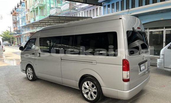ซื้อ รถมือสอง Toyota Commuter เงิน รถยนต์ ใน %{เมือง} ใน พระนครศรีอยุธยา ซื้อ รถมือสอง Toyota Commuter เงิน รถยนต์ ใน %{เมือง} ใน พระนครศรีอยุธยา