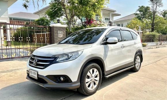 Buy Used Honda CR-V White Car in Bangkok in Bangkok
