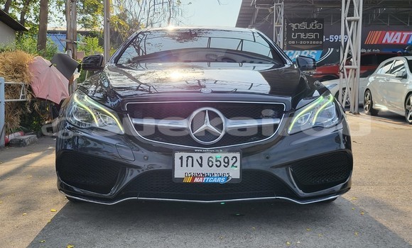 Buy Used Mercedes-Benz E-Classe Black Car in Bangkok in Bangkok Buy Used Mercedes-Benz E-Classe Black Car in Bangkok in Bangkok