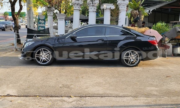 Buy Used Mercedes-Benz E-Classe Black Car in Bangkok in Bangkok Buy Used Mercedes-Benz E-Classe Black Car in Bangkok in Bangkok