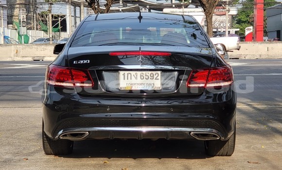Buy Used Mercedes-Benz E-Classe Black Car in Bangkok in Bangkok Buy Used Mercedes-Benz E-Classe Black Car in Bangkok in Bangkok