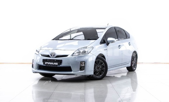 ซื้อ รถมือสอง Toyota Prius อื่น ๆ รถยนต์ ใน %{เมือง} ใน กรุงเทพมหานคร