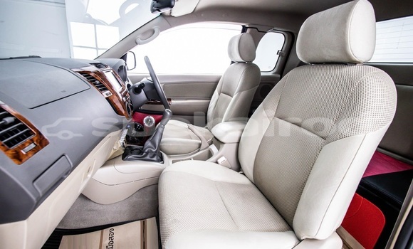 ซื้อ รถมือสอง Toyota Hilux สีน้ำเงิน รถยนต์ ใน %{เมือง} ใน กรุงเทพมหานคร ซื้อ รถมือสอง Toyota Hilux สีน้ำเงิน รถยนต์ ใน %{เมือง} ใน กรุงเทพมหานคร